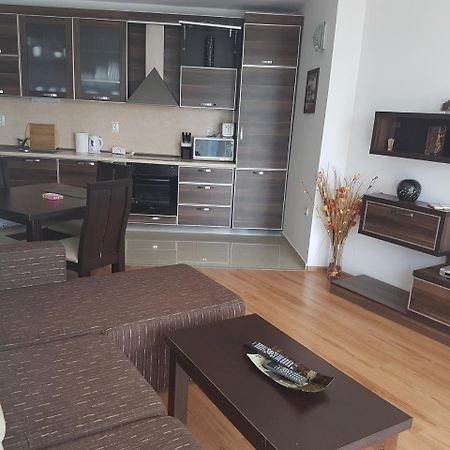 Tatyana Apartment Burgas ภายนอก รูปภาพ